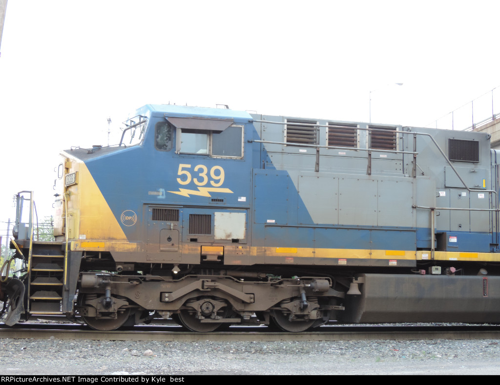 CSX 539 closeup 